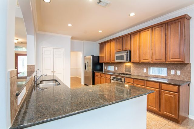 59 W Matisse Meadow, The Woodlands, TX 77382