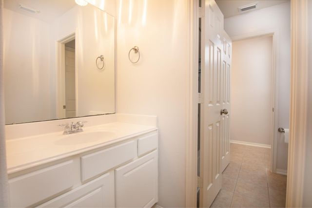 59 W Matisse Meadow, The Woodlands, TX 77382