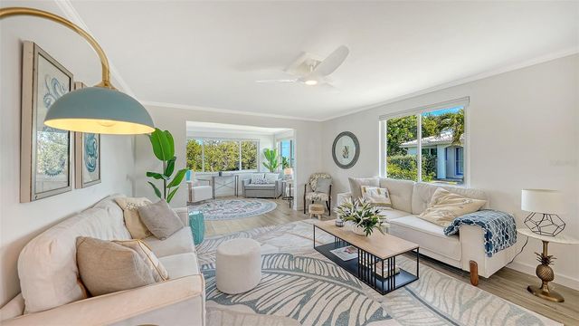 925 SPANISH DRIVE N, Longboat Key, FL 34228