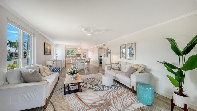 925 SPANISH DRIVE N, Longboat Key, FL 34228