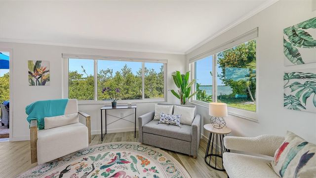 925 SPANISH DRIVE N, Longboat Key, FL 34228
