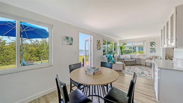 925 SPANISH DRIVE N, Longboat Key, FL 34228