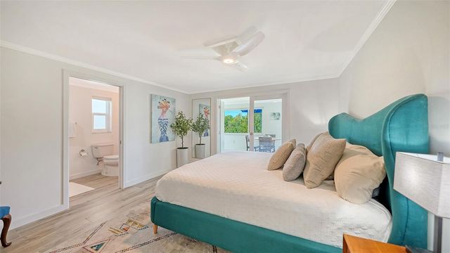 925 SPANISH DRIVE N, Longboat Key, FL 34228