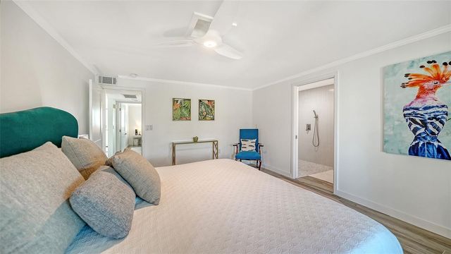 925 SPANISH DRIVE N, Longboat Key, FL 34228