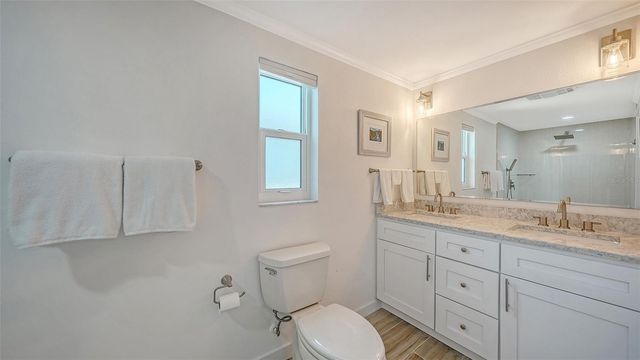 925 SPANISH DRIVE N, Longboat Key, FL 34228