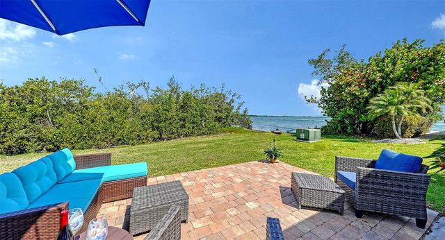 925 SPANISH DRIVE N, Longboat Key, FL 34228