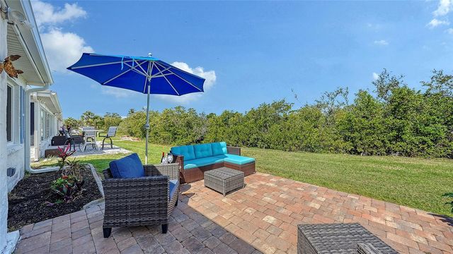 925 SPANISH DRIVE N, Longboat Key, FL 34228