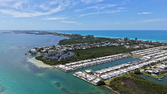 925 SPANISH DRIVE N, Longboat Key, FL 34228