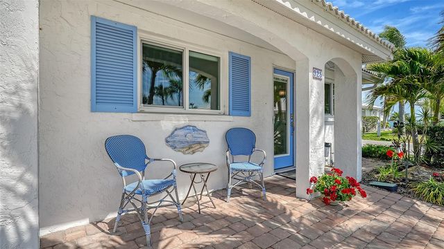 925 SPANISH DRIVE N, Longboat Key, FL 34228