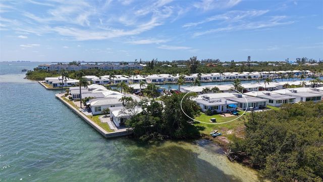 925 SPANISH DRIVE N, Longboat Key, FL 34228