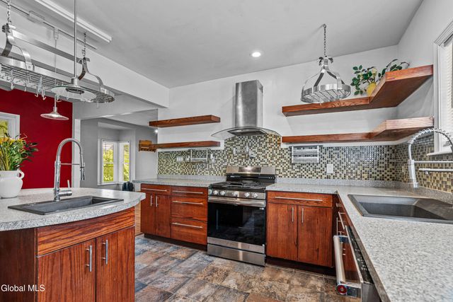 9 Division Street, Glens Falls, NY 12801