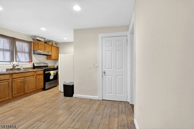 527 Valley St, City Of Orange Twp., NJ 07050