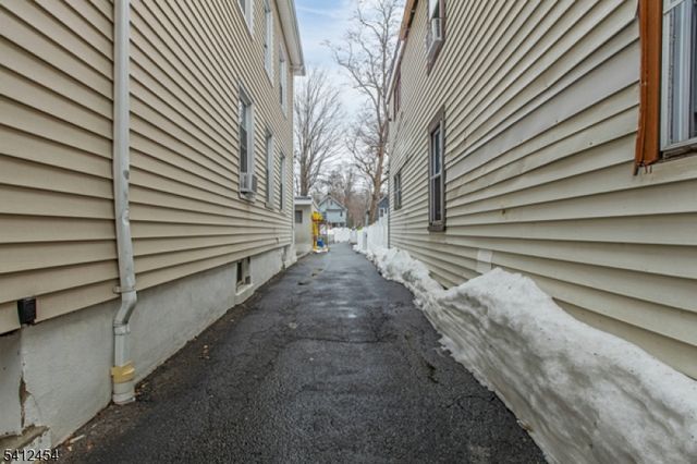 527 Valley St, City Of Orange Twp., NJ 07050