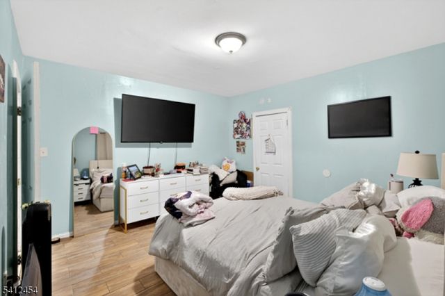 527 Valley St, City Of Orange Twp., NJ 07050