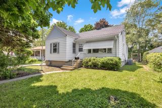 230 S Washington AVENUE, Waukesha, WI 53188