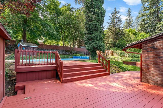 1204 E 18th Ave, Spokane, WA 99203