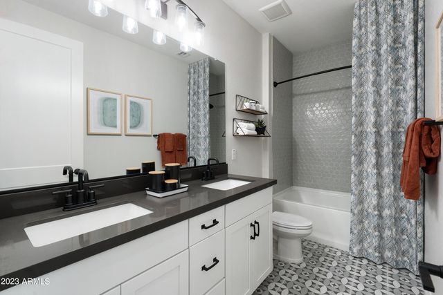 17245 W CORRINE Drive, Surprise, AZ 85388