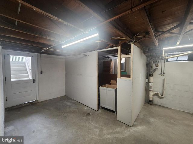120 N LOCUST ST, Elizabethtown, PA 17022