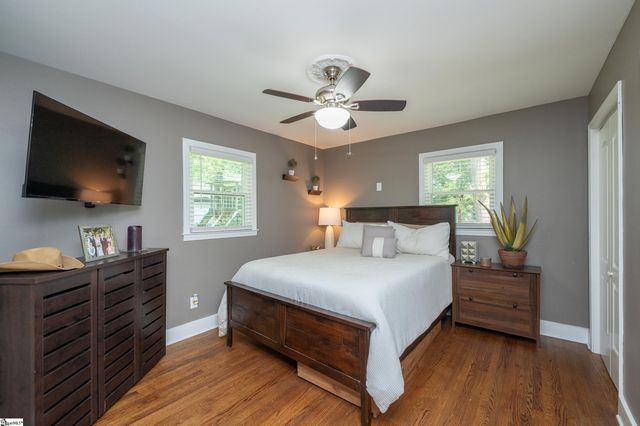 206 Live Oak Way, Taylors, SC 29687