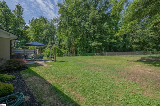 206 Live Oak Way, Taylors, SC 29687
