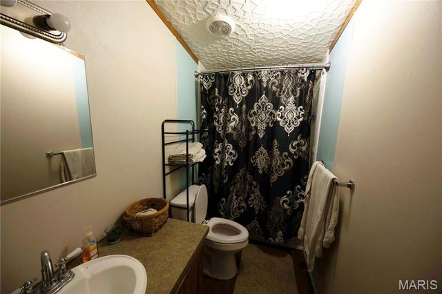 23609 State Highway OO, Marble Hill, MO 63764