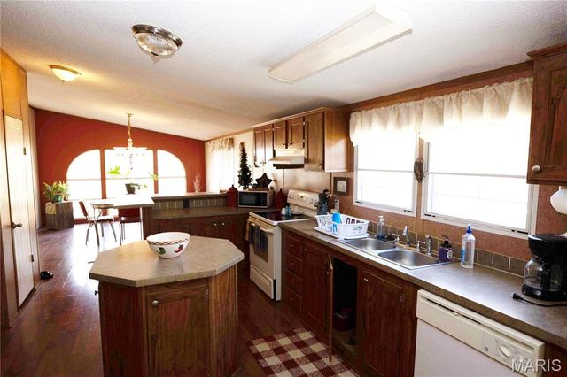 23609 State Highway OO, Marble Hill, MO 63764