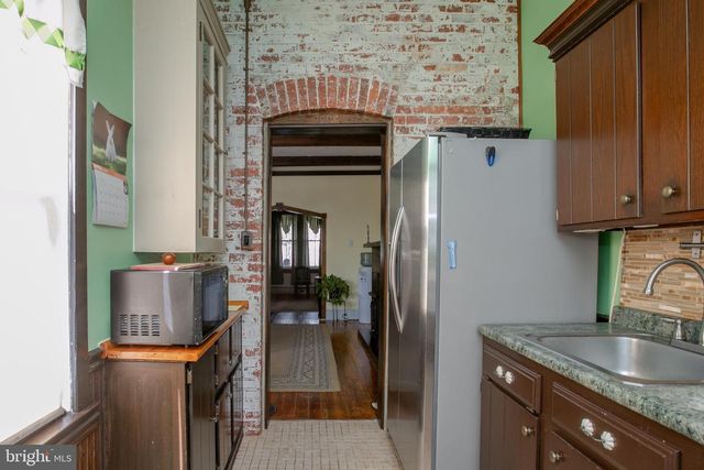 16 3RD AVE, Roebling, NJ 08554