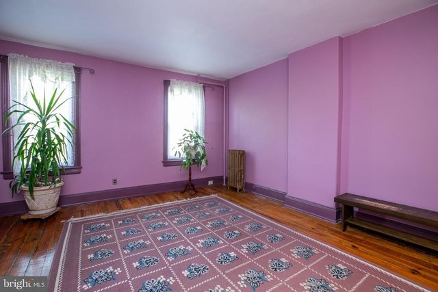 16 3RD AVE, Roebling, NJ 08554