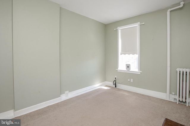 16 3RD AVE, Roebling, NJ 08554