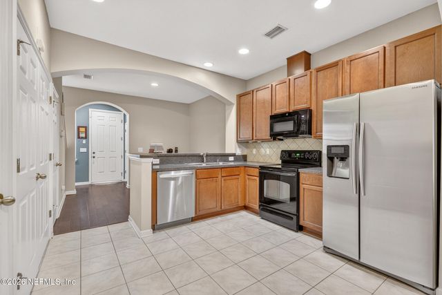 6204 HIGH TIDE Boulevard, Jacksonville, FL 32258