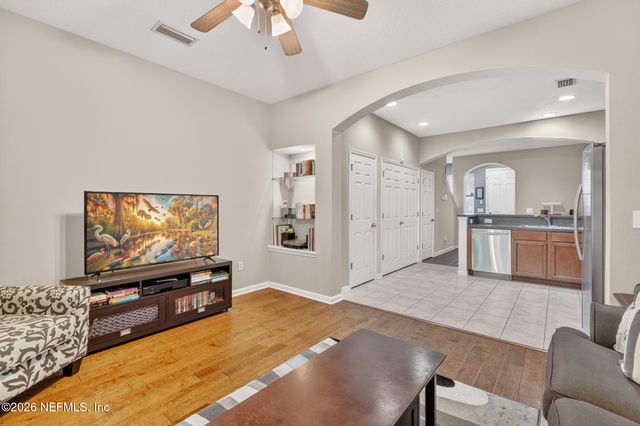 6204 HIGH TIDE Boulevard, Jacksonville, FL 32258