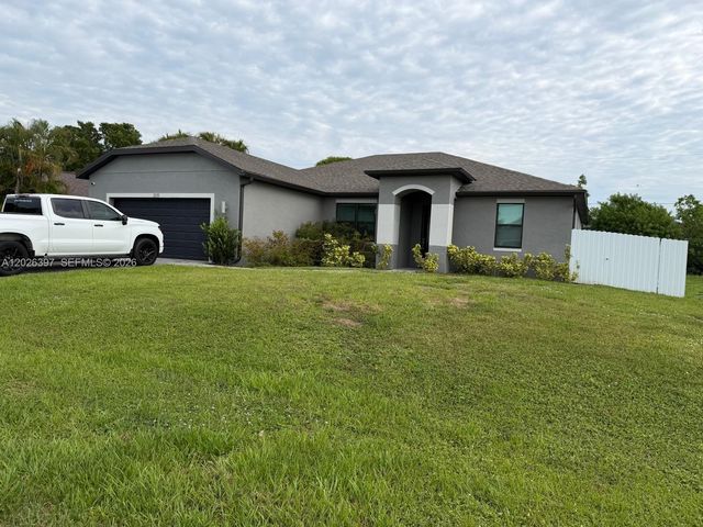 209 SE 26th Terrace, Cape Coral, FL 33904