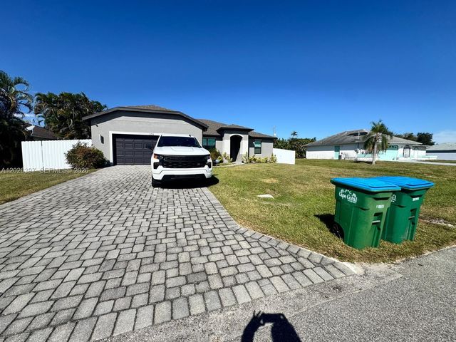 209 SE 26th Terrace, Cape Coral, FL 33904