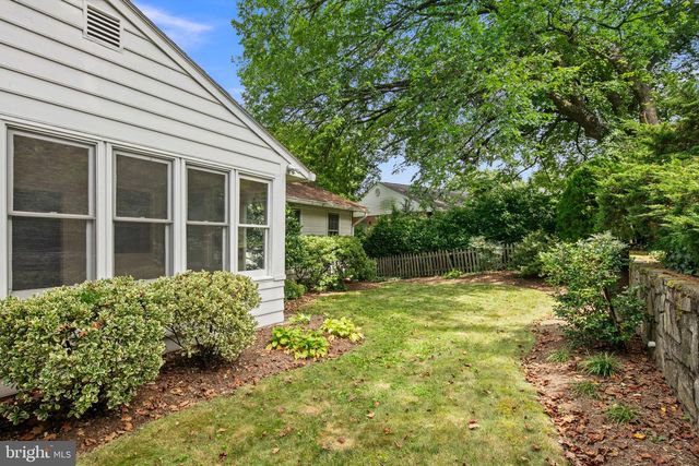2728 S GROVE ST, Arlington, VA 22202