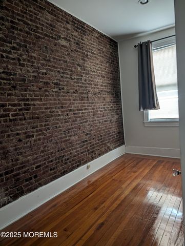 5 Wharf Avenue A, Red Bank, NJ 07701