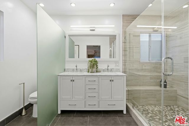 6703 Gold Place, Los Angeles, CA 90042