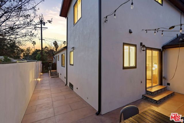 6703 Gold Place, Los Angeles, CA 90042