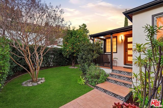 6703 Gold Place, Los Angeles, CA 90042