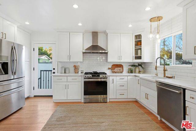 6703 Gold Place, Los Angeles, CA 90042