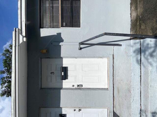 905 19TH Street 3, West Palm Beach, FL 33407