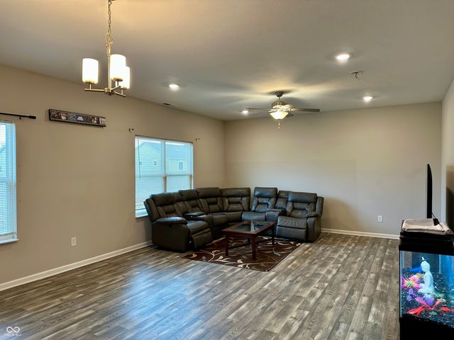 1126 Creek Way Lane, Greenwood, IN 46143