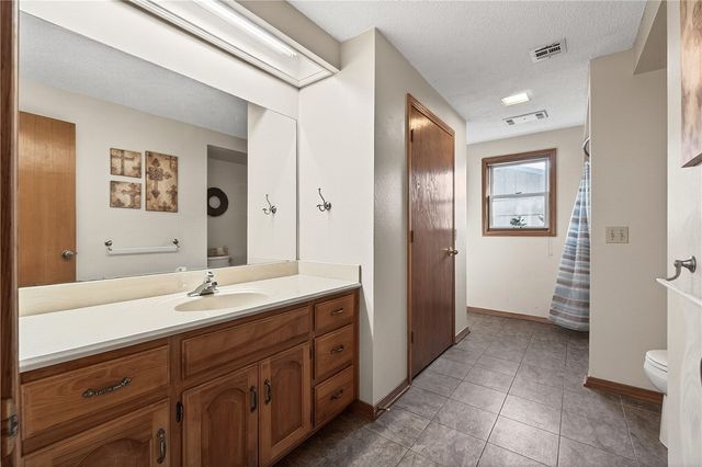 14 Elizabeth Drive, Bella Vista, AR 72715