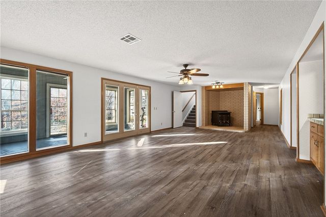 14 Elizabeth Drive, Bella Vista, AR 72715