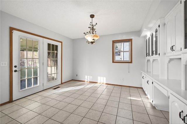 14 Elizabeth Drive, Bella Vista, AR 72715