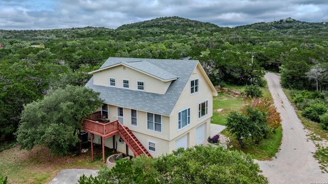 1722 COUNTY ROAD 270, Mico, TX 78056