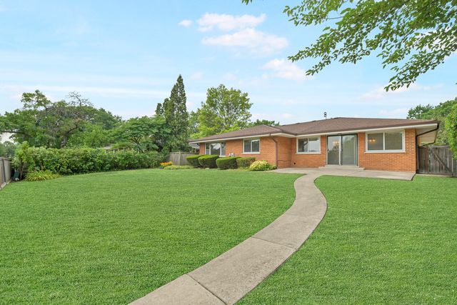 825 Ottawa Avenue, Park Ridge, IL 60068
