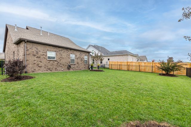427 Rangeland Rd, Spring Hill, TN 37174