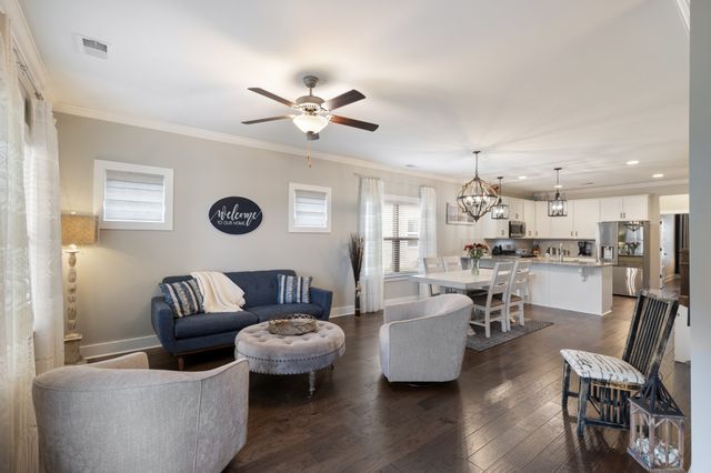 427 Rangeland Rd, Spring Hill, TN 37174