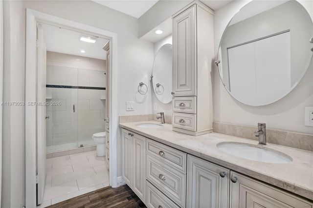 349 NW 94th Ter, Plantation, FL 33324