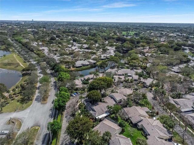 349 NW 94th Ter, Plantation, FL 33324